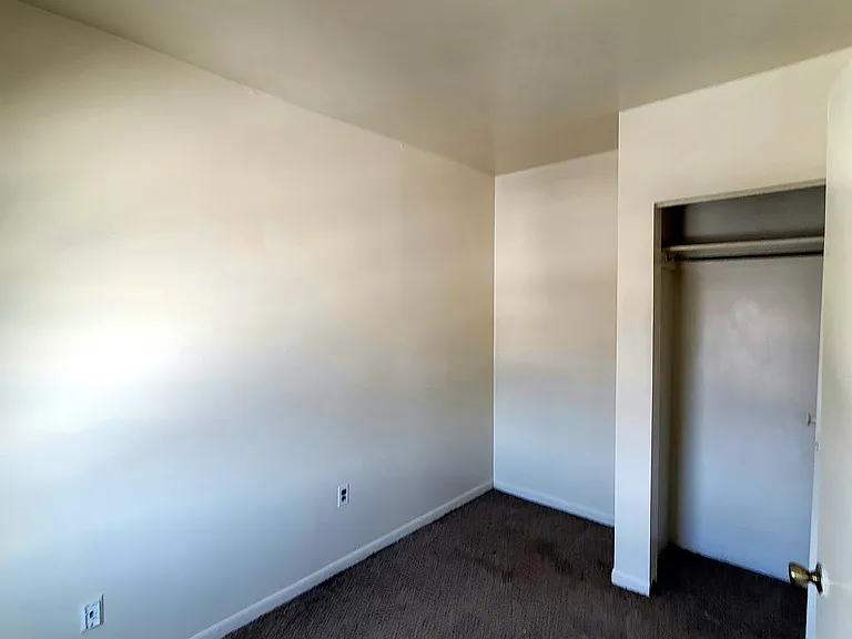 2209 N Market St — Photo 6