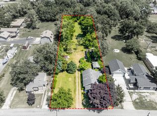 4135 E 30th St, Des Moines, IA 50317