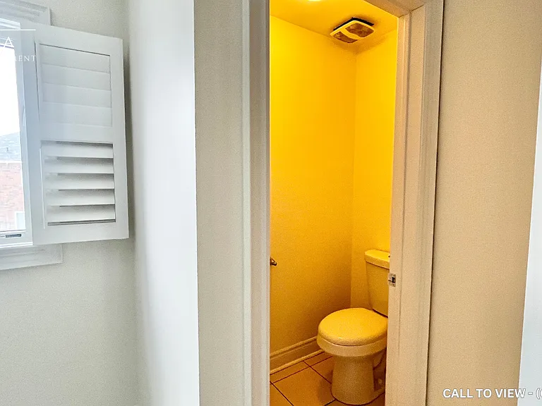 62 Bassett Cres — Photo 23