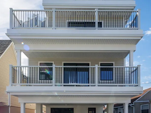 101 Wisconsin Street, Long Beach, NY 11561