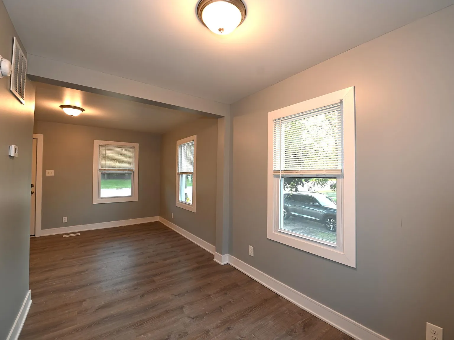 2 bed, 792 sqft, $1,800 — Photo 4