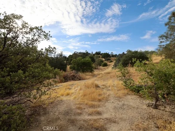 2076 N Dome Dr #2076, Coarsegold, CA 93614