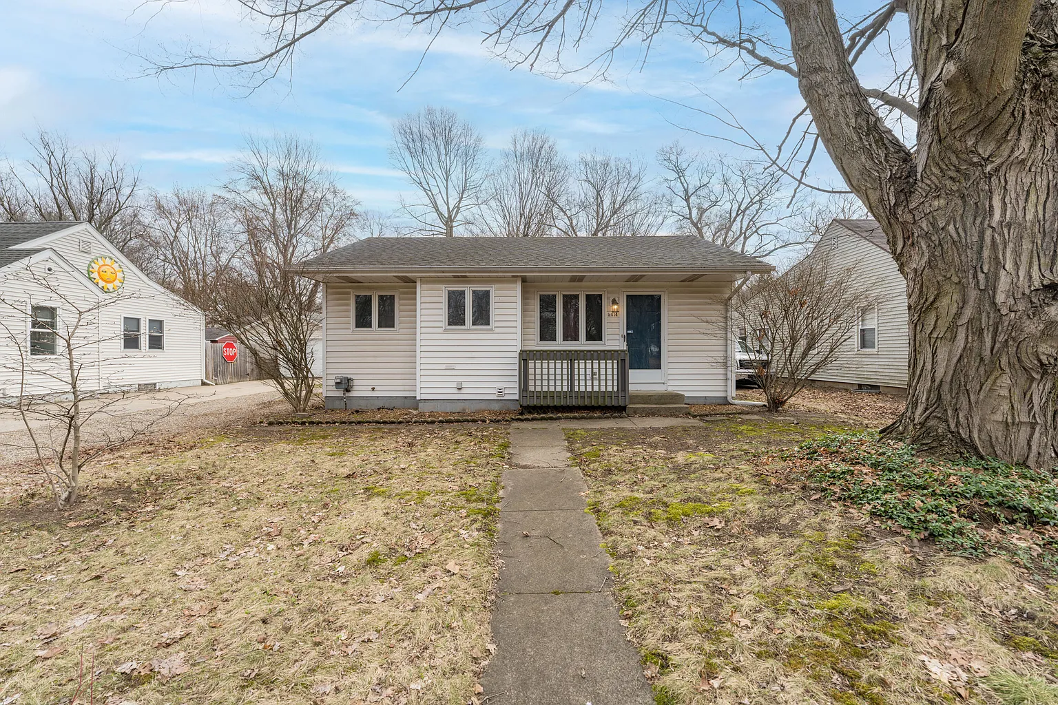 5414 Keyes Dr photo 1