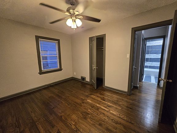 3rd image of 814 Garfield St