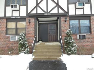 661 Sierra Vista Ln, Valley Cottage, NY 10989