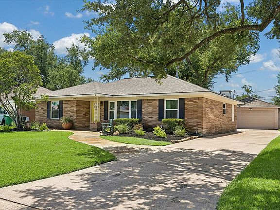 2nd image of 6403 Waltway Dr