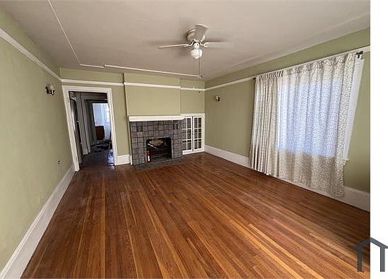 3rd image of 4178 Masterson St