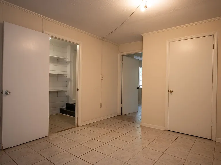 175 Habersham Way — Photo 21