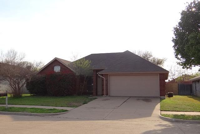 1st image of 6704 Running Creek Dr