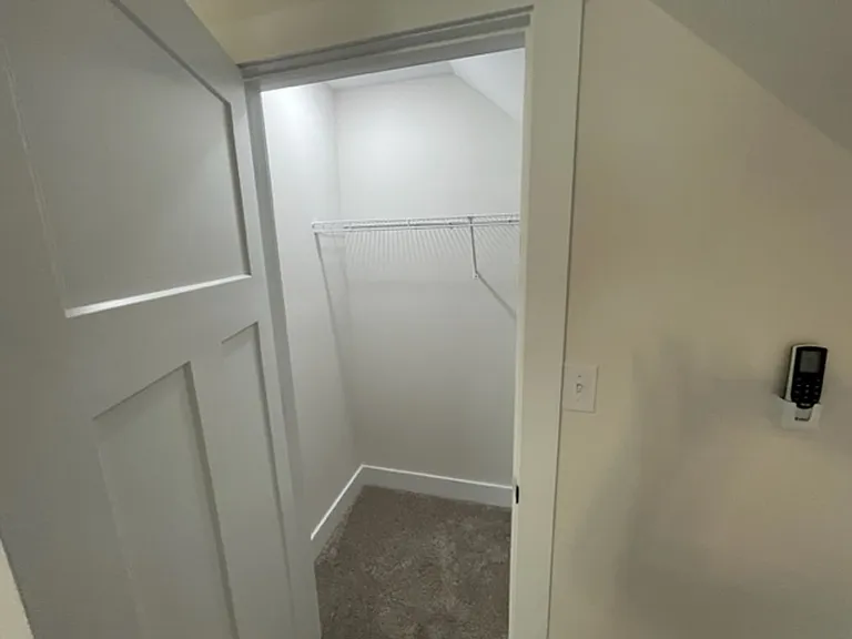 2422 Patrick Ave — Photo 11
