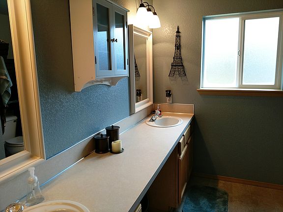 5th image of 440 171st Ave SE