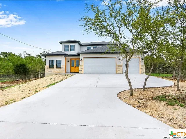 212 Roy Nichols Dr