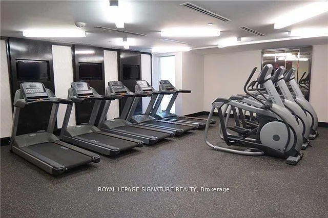 1190 Dundas St E #923 — Photo 11