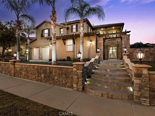 8120 Sunset Rose Dr, Corona, CA 92883