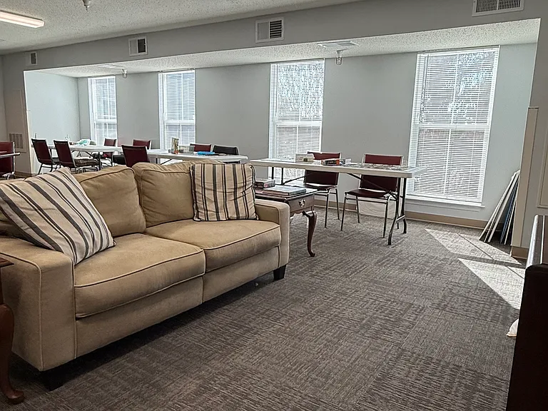 Omni Park Place Senior Housing 55+ — Photo 6