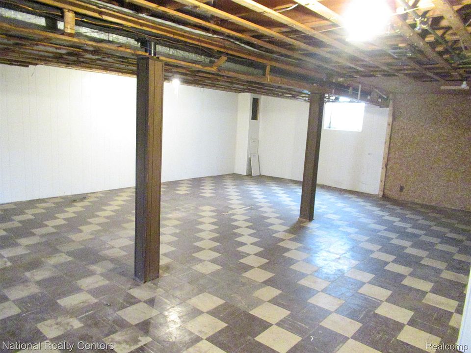 2687 Wilshire St, photo 19