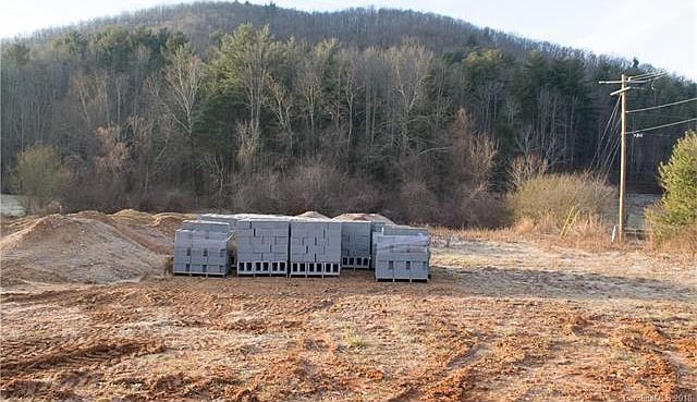 2nd image of 165 McDowell Rd #1