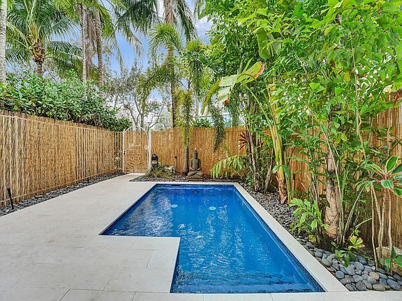 4th image of 1364 Bayview Drive #1364