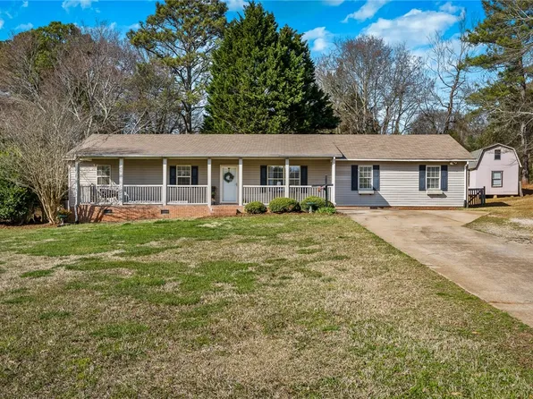 2002 Quail Ridge Rd, Anderson, SC 29625