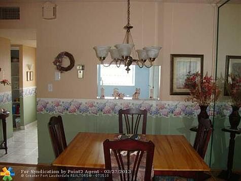 3rd image of 3530 NW 52nd Ave APT 505