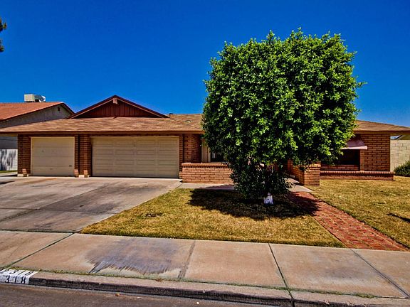 3rd image of 2318 W Naranja Ave