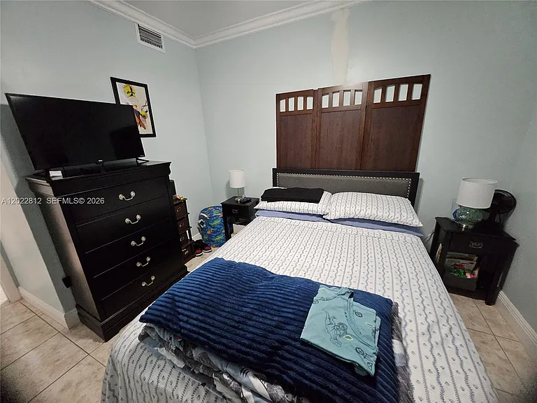 212 Lake Pointe Dr #113 — Photo 33