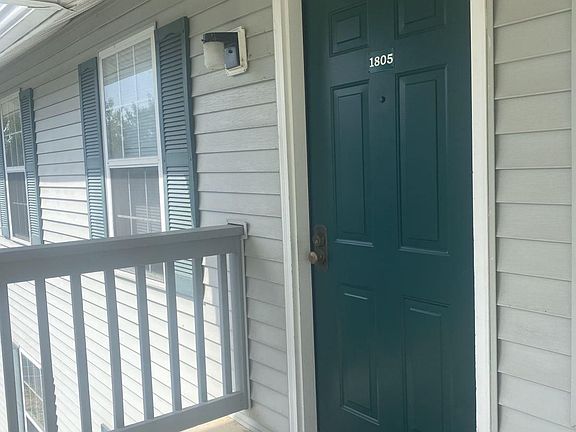 2nd image of 15 S Shafer St APT 1805