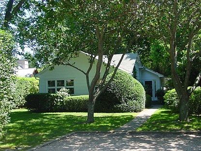 1st image of 39 Hedges Ln