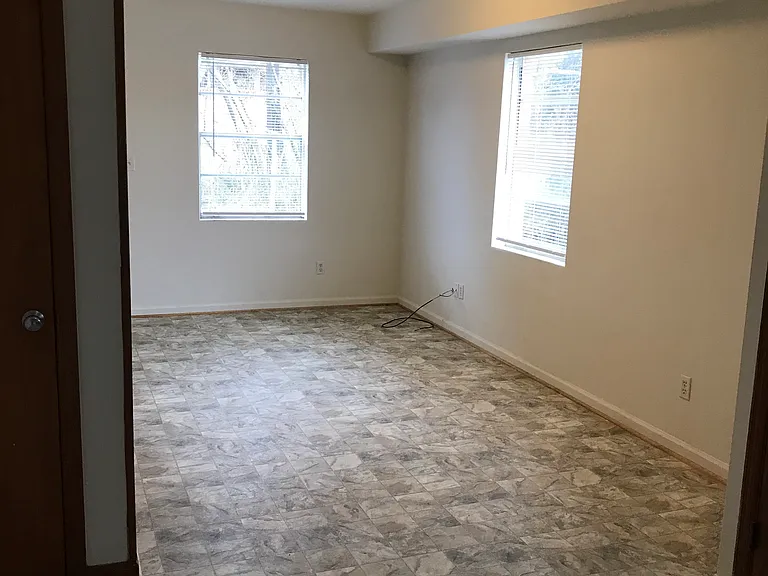 87 Bryant Rd — Photo 10