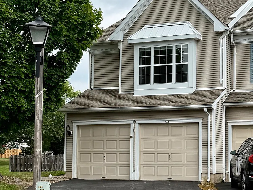 113 Broadleaf Pl