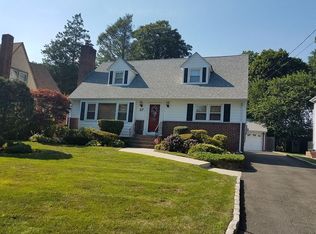 27 Greenridge Ave, Garden City, NY 11530
