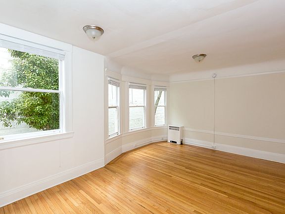 3rd image of 1401 Jones St APT 208