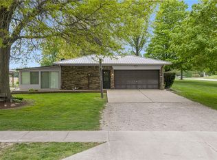 148 E Steidl Rd, Paris, IL 61944
