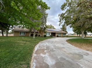 1751 W Avenue O8, Palmdale, CA 93551