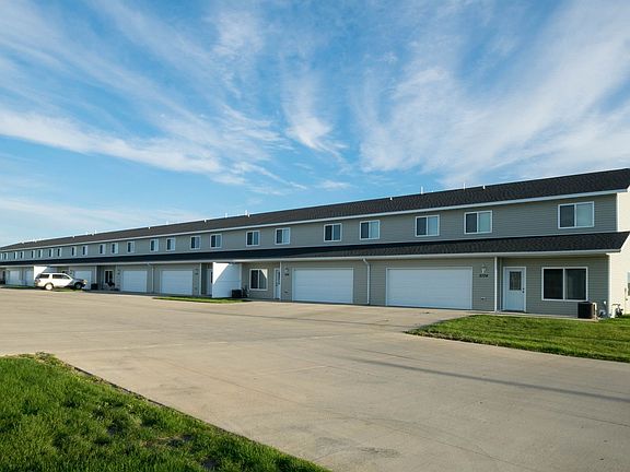 2nd image of 2102-2136 Landmark Cir NW #2110