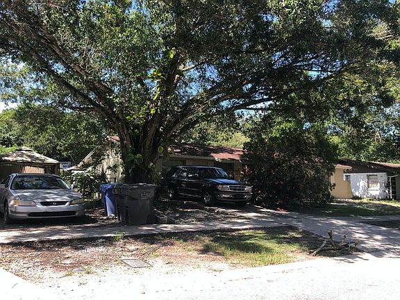 3rd image of 3620 Sugarcreek Dr