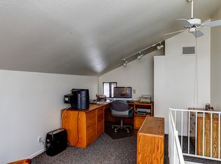 23526 Via Farol, Santa Clarita, CA 91355