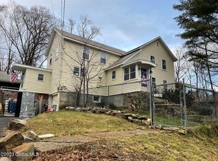 31 Gilmore St, Whitehall, NY 12887