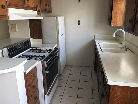2nd image of 373 S Cochran Ave #102