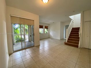 10242 NW 7th St UNIT 208, Miami, FL 33172