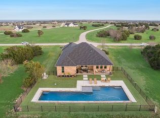 6620 Castle Royal Dr, Cleburne, TX 76033