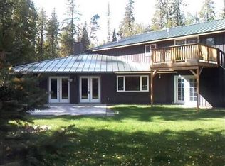 555 Ferndale Dr, Bigfork, MT 59911