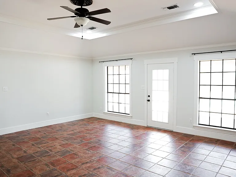 10575 Friendship Rd — Photo 25
