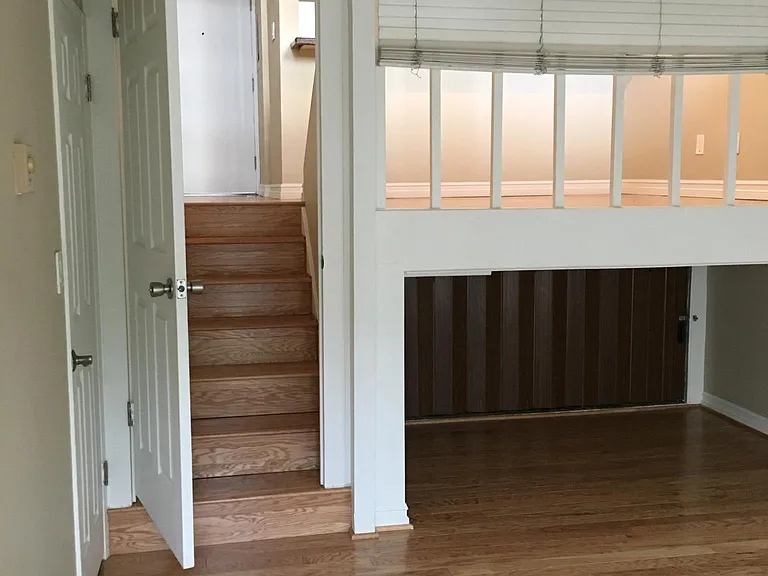 100 Driftwood St #1 — Photo 5