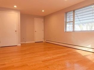 7 Cottage Ave #2, Winchester, MA 01890