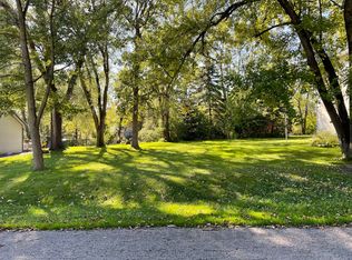 40936 N Park Ave, Antioch, IL 60002