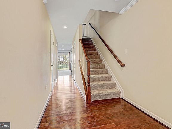 4th image of 820 Glenside Way