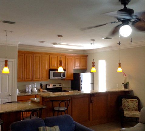 4th image of 104 E Palm St #2