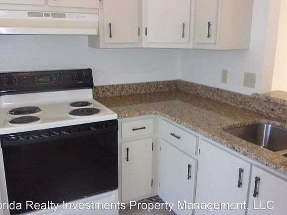 3rd image of 1321 Topfield Ct