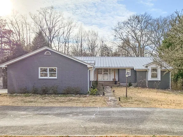 241 Hampton Rd NW, Hartselle, AL 35640